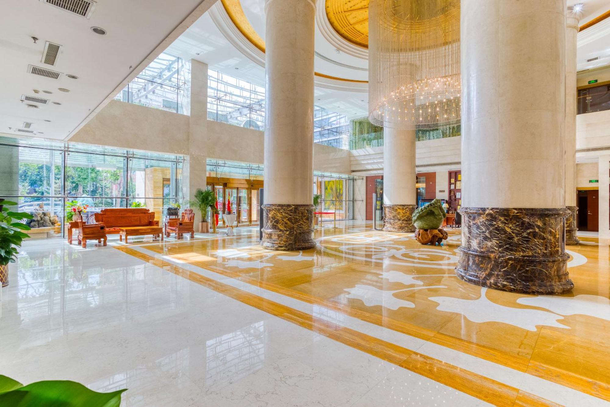 Metropark Changchun Guosheng Hotel Exteriör bild