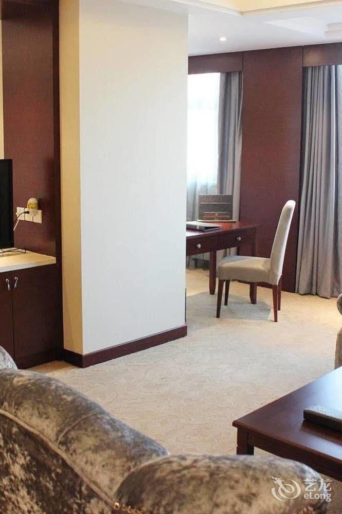 Metropark Changchun Guosheng Hotel Exteriör bild